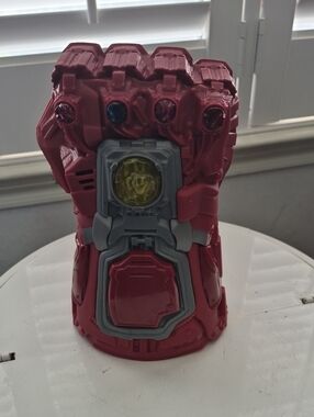 Marvel Iron Man Electronic Toy Glove.
